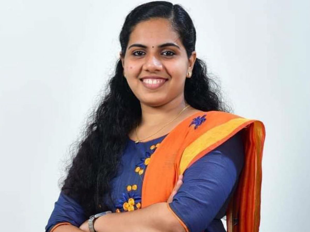 युवा मेयर: देश की सबसे युवा मेयर 21 साल की आर्या तिरुअनंतपुरमयुवा मेयर: देश की सबसे युवा मेयर 21 साल की आर्या तिरुअनंतपुरम