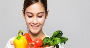Green Food Benefits: खाने में शामिल करें ग्रीन डाइट, बीमारियों को रखें खुद से दूर